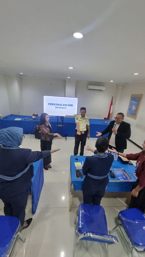 Roleplay Komunikasi